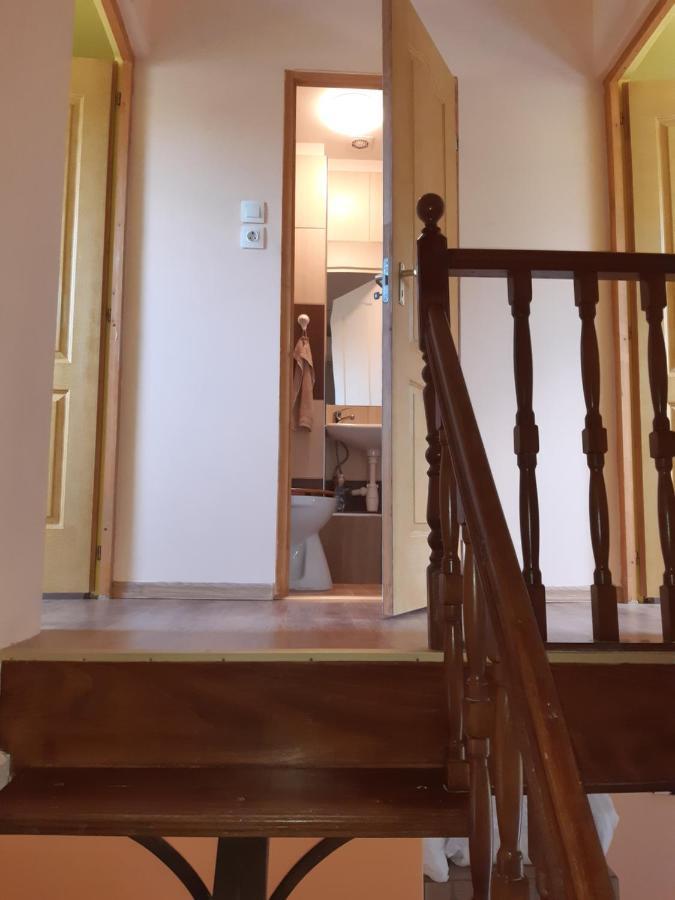 Narcisz Apartman 久洛 外观 照片